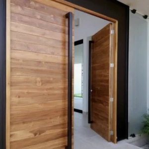 Puerta en Teca - Instalada